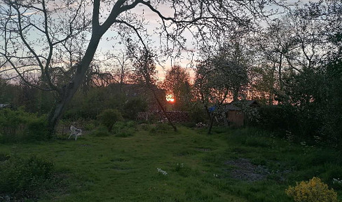 Baugrundstück mit Teilblick zum Nordseedeich, ruhig gelegen