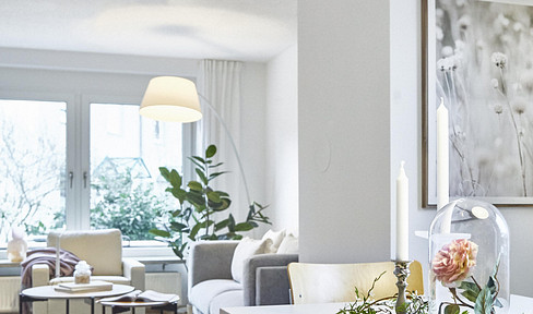 Dreamlike, renovated terraced house, centrally located in Nuremberg, Zabo district.