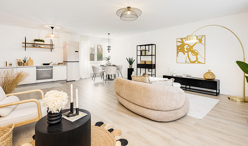 Sunny garden apartment in Bogenhausen: Newly renovated and available immediately – Includes underground parking space / District heating.