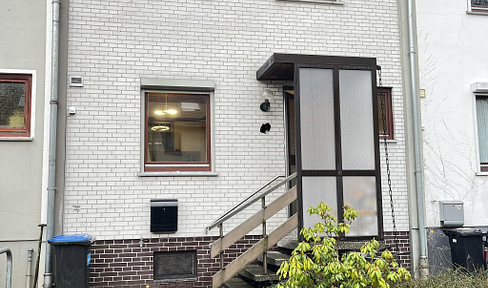 Buying a house is also possible without equity! Talk to us