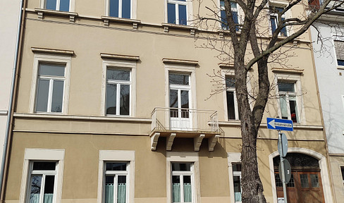 Office space – Rooms in a historic building near Kaiserplatz.