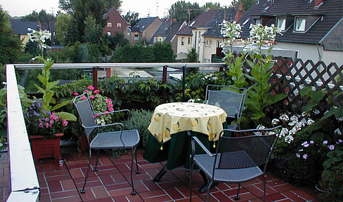 Hürth 2 Zimmer, Küche, Diele, Bad mit großer Dachterrasse