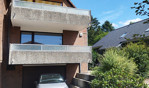 Spacious house suitable for multiple generations, including an underground garage.