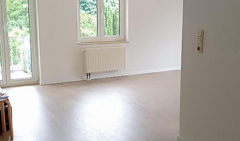 Von Privat: Ruhe und Erholung zu Hause gewünscht? Schöne 2-Raum Wohnung in kleinem MFH