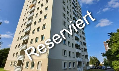 From private owner: Attractive 3-room apartment with balcony close to the university