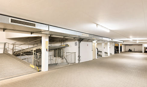 SOFORT verfügbar . Tiefgaragenstellplätze im Wohnpark Reick . Schroeterstraße /Herschelstraße