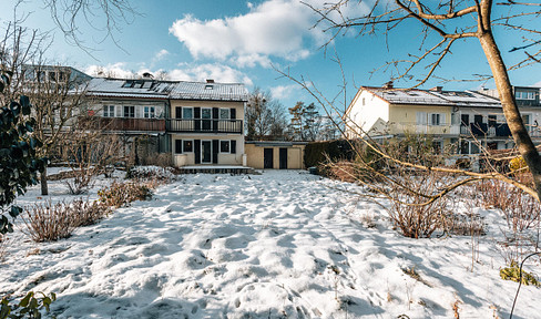 Fantastic garden plot of 507 sqm near the Isarhochufer in Pullach with great potential