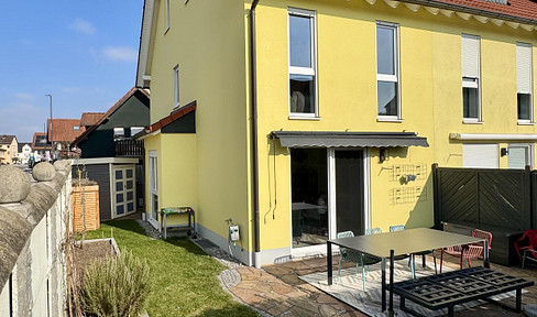 Sunny modern corner terraced house free of commission