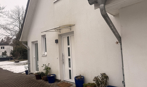 Modern 3.5-room family-friendly house (built in 2016) in Eidelstedt