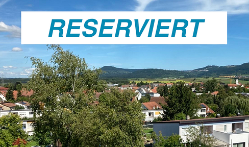 Helle DG-Wohnung mit wunderschönem Ausblick