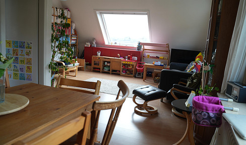 Freundliche helle 3-Zimmer Dachgeschosswohnung in Bonn-Muffendorf