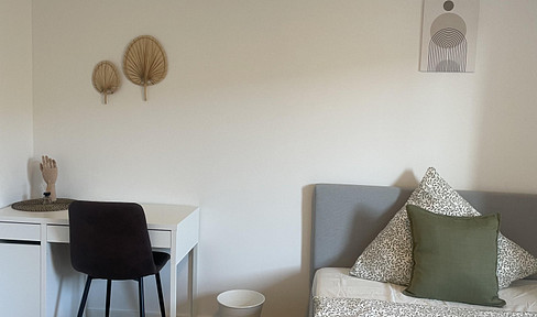 Erstbezug nach Sanierung, 4 Zimmer-WG voll möbliert