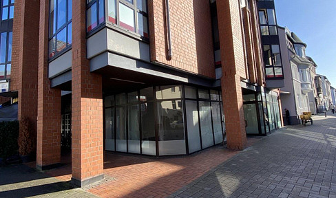 Commercial space on Kölner Platz in Troisdorf - bright, central, at ground level & barrier-free