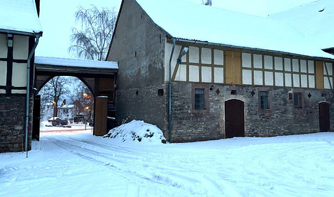 Schlossgut Großfurra - Großer Vierseitenhof mit 5 Gebäuden