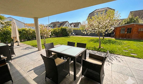 New construction, 2016 | 4 units | 450 m² | €3,664 per m² | Blauer See | No commission fees.