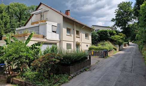 Im Mühltal gelegenes Zweifamilienhaus mit Garten und ruhige Lage