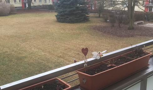 Schöne helle 2 Zimmer Eigentumswohnung mit Balkon in Britz provisionsfrei