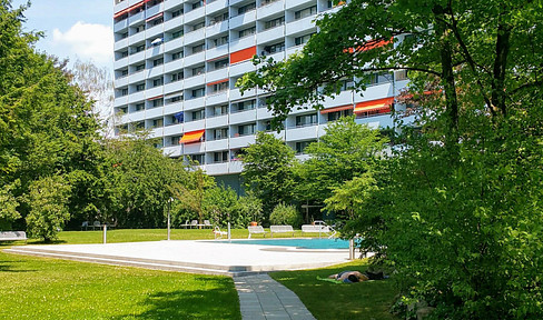 Renoviert 1-Zimmer-Wohnung im Deba Hochhaus mit gepflegtem Außenpool