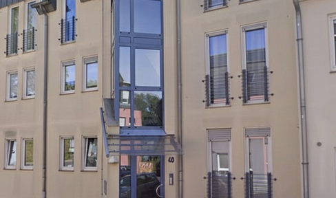 Own four walls in Hockstein