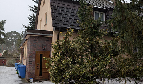 Massive Doppelhaushälfte, voll unterkellert, 644m² Grundstück, im ruhigen Zeuthen-Miersdorf