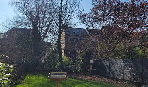 Exklusive Altbau-Wohnung mit Garten kernsaniert in 2021 | XL Badezimmer 2 Zimmer