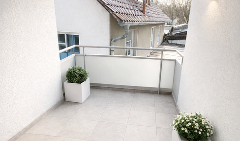 First occupancy after renovation - great 3.5 room apartment with balcony