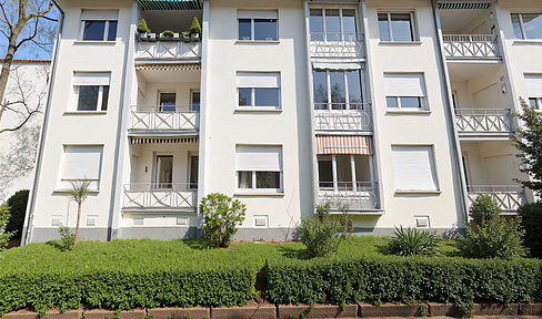 Ruhige 2-Zimmer-Wohnung mit Balkon in Frankfurt-Ginnheim (50 m², 2. OG)