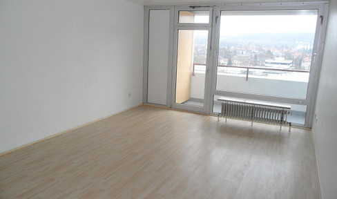 1ZKB, super Rendite von 8,60 %, keine Provision, Innenstadt, 1 min zu Fuß zur Uni, Balkon