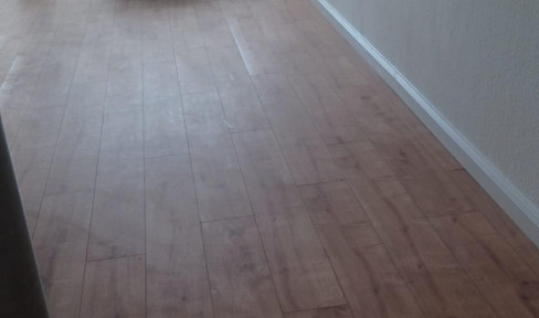 1-room apartment, excellent return of 8.60%, no commission, view of the university, city center, 1-minute walk to the university.