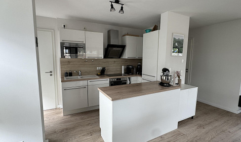 Stylish 3-room ground floor apartment with large terrace and garden