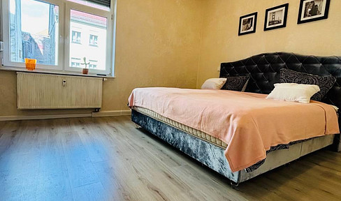 High-yield apartment building in a central location in Zörbig - versatile use