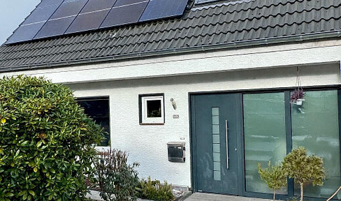 Modernisiertes Einfamilienhaus mit PV‑Anlage, neuem Dach & ruhiger Lage – Overath