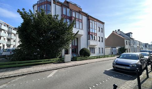 Viertelhighlight: Wohnung mit Fahrstuhl und TG-Stellplatz!