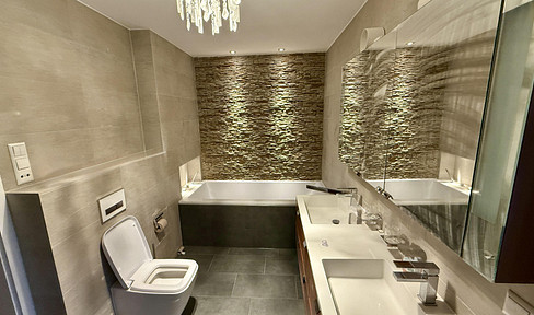 Exclusive bungalow in a unique location directly on the Danube with fishing jetty and castle view