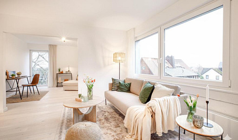 Modern loft feeling in Bergedorf: Refurbished gem with balcony & design details