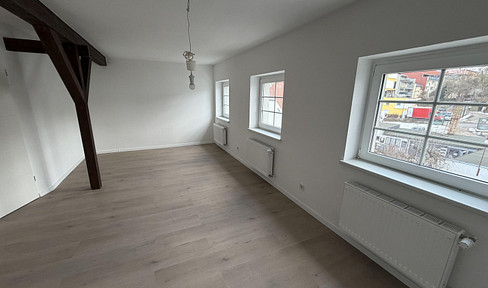 Schöne 3-Raum Dachgeschosswohnung mit zwei Keller und einem Stellplätzen im Herzen von Eberswalde