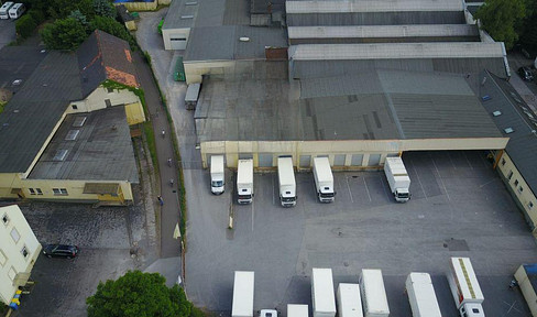 Logistikzentrum - Lagerhallen -  Lagerumschlagshallen - Cross-Docking