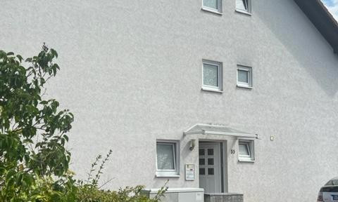 Quiet two-room attic apartment in sought-after residential area in 3-family house