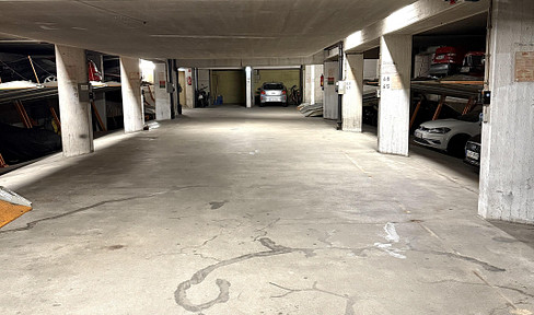 TIEFGARAGENSTELLPLATZ in Au-Haidhausen