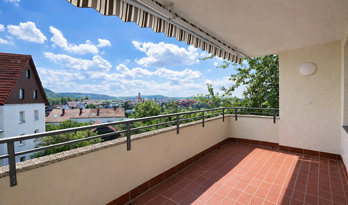 Stilvolles Wohnen in Winnenden Sonnenverwöhnte 4-Zimmer-Wohnung mit herrlichem Ausblick