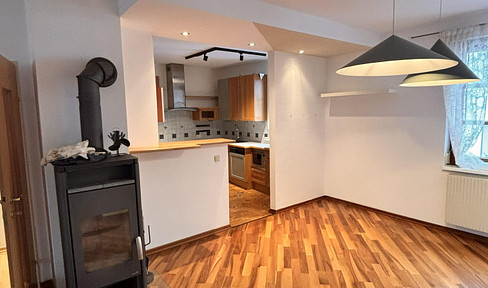 Beautiful, bright apartment in Oberwölbling.