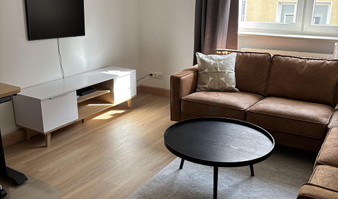 Renovated and fully furnished apartment for 2 people - 6-month fixed-term rental.