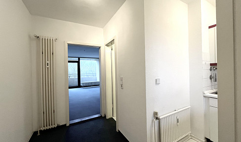 1-Zimmer-Apartment mit Balkon, Aufzug, Stellplatz, ab sofort verfügbar