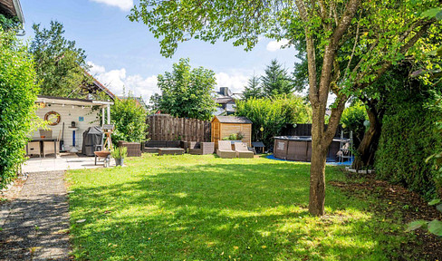 Exceptional ground-floor garden apartment, 260 square meters, with many potential uses, offering a return on investment of up to 10%.