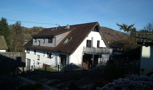 moderne, helle, ebenerdige 3 Zimmer Wohnung