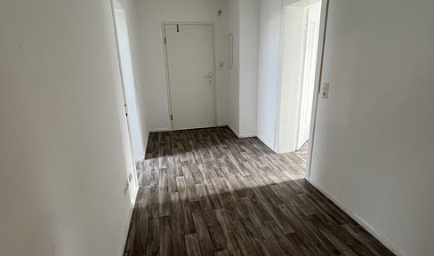 🏡 2 rooms + separate living room/kitchen in a central downtown location in Hagen