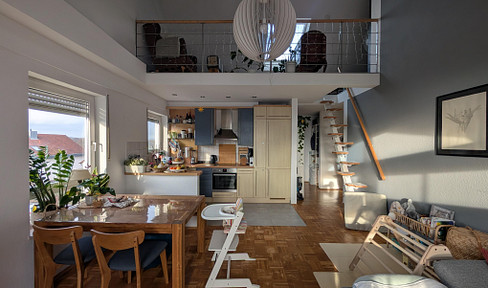 Attractive 3.5 room gallery apartment with south-facing balcony & 2 parking spaces