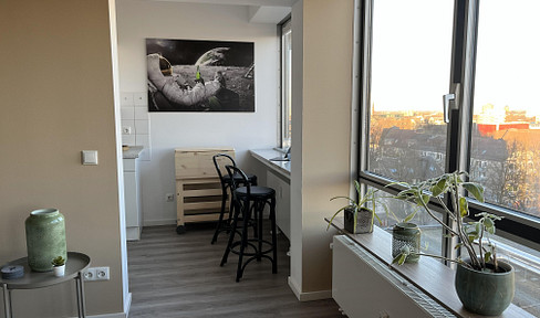 Stylish furnished 2-room apartment with fantastic harbor view (all-inclusive rent)