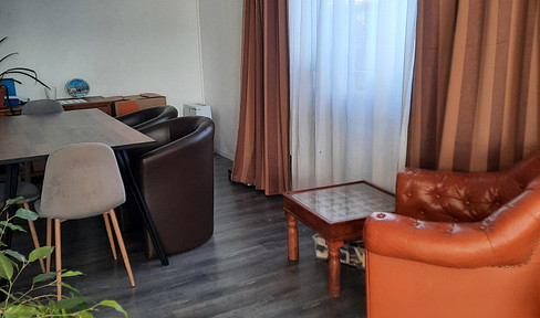 Schöne 4 Zimmerwohnung mit Balkon