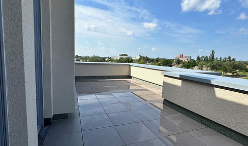 Großzügige 2-Zimmer-Neubauwohnung mit Süd-Dachterrasse – Zweitbezug Bezugsfrei ab sofort